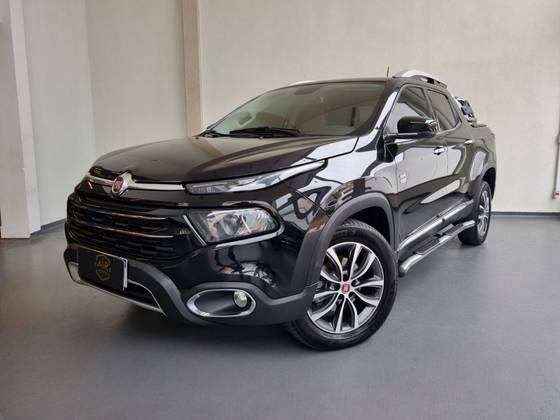 FIAT TORO 2.0 16V TURBO DIESEL VOLCANO 4WD AT9